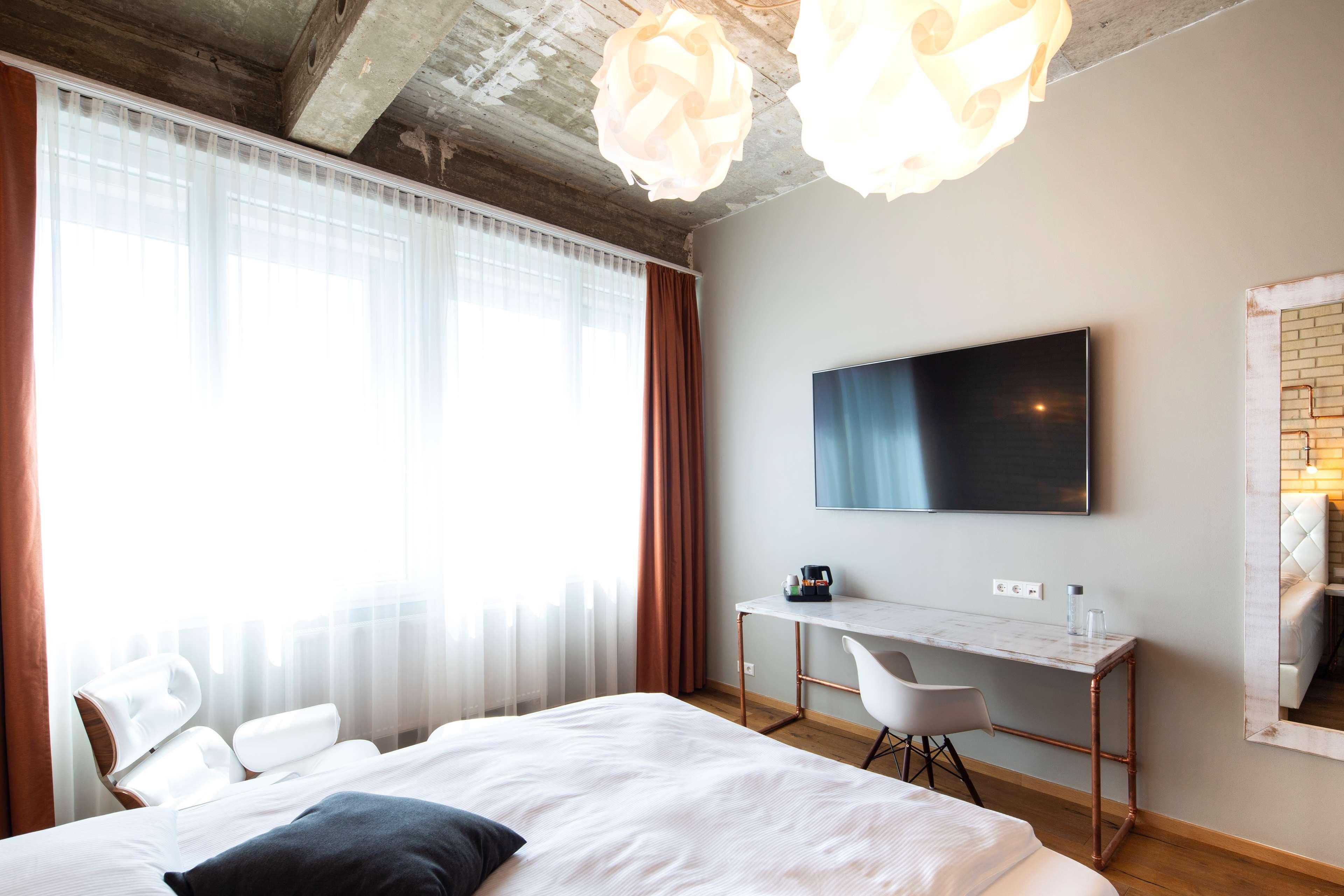 Loftstyle Hotel Eningen; Sure Hotel Collection By BW Eningen unter Achalm Exterior foto